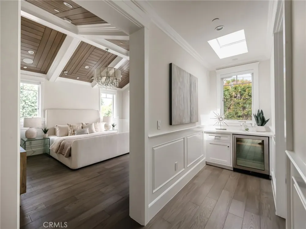 10555 Holman Los Angeles, CA 90024