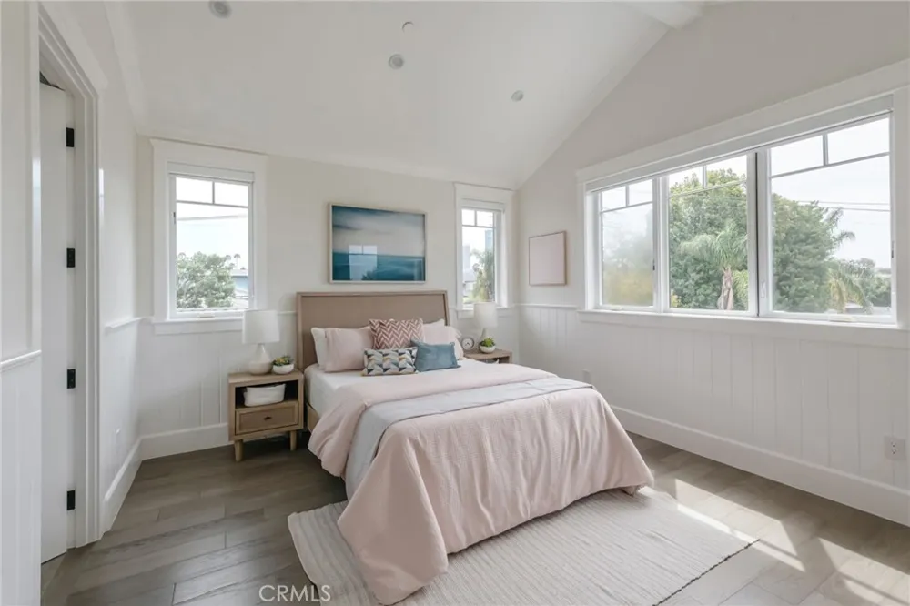 10555 Holman Los Angeles, CA 90024