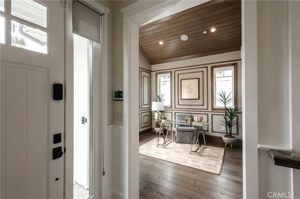 10555 Holman Los Angeles, CA 90024