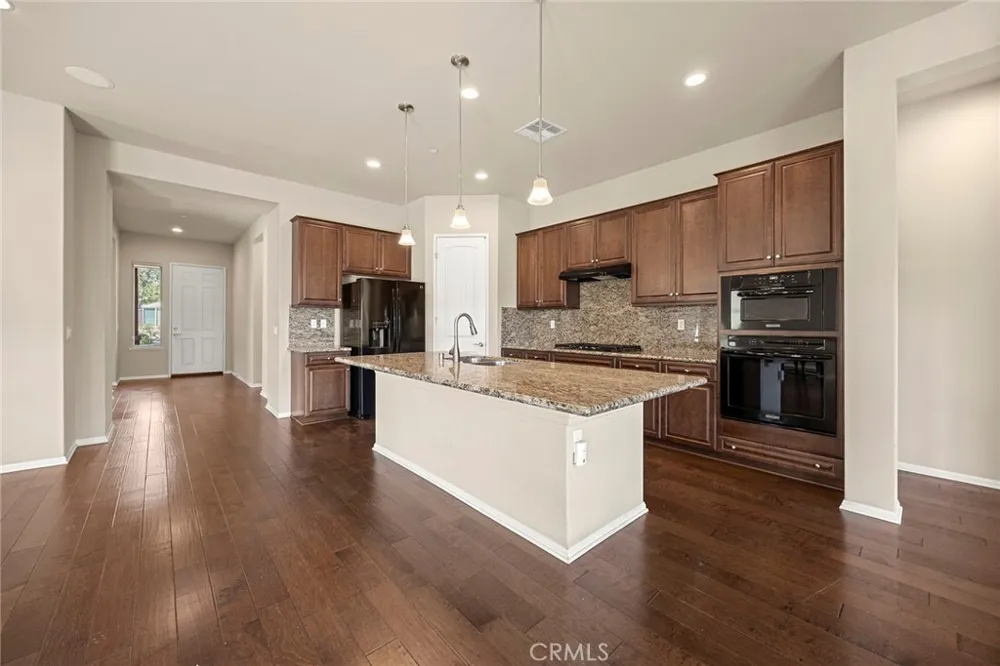 1410 Corte Alamonte Hemet, CA 92545