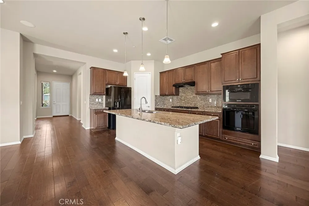 1410 Corte Alamonte Hemet, CA 92545