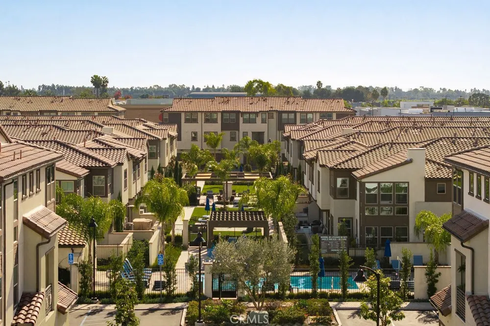 10942 Champions Lane Cypress, CA 90720