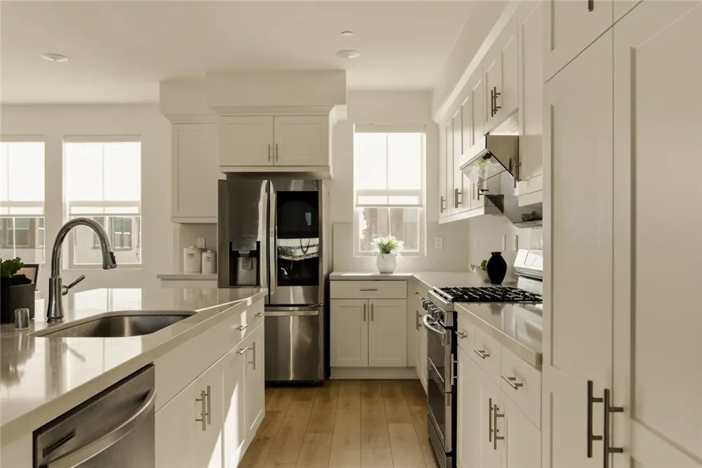 10942 Champions Lane Cypress, CA 90720