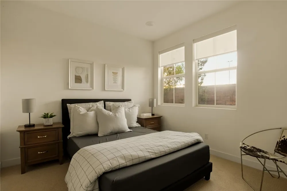 10942 Champions Lane Cypress, CA 90720
