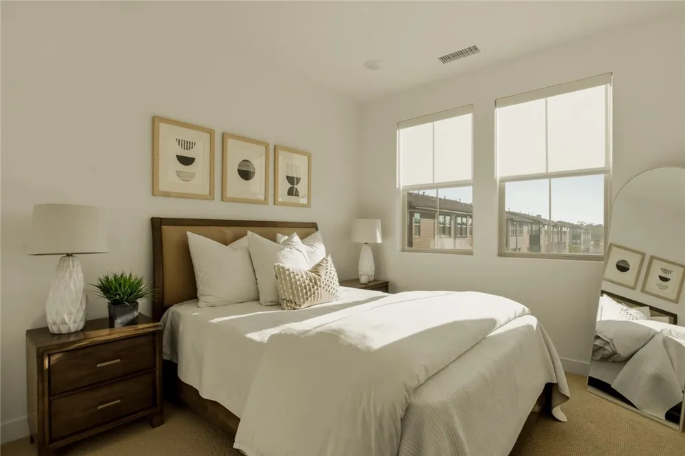 10942 Champions Lane Cypress, CA 90720