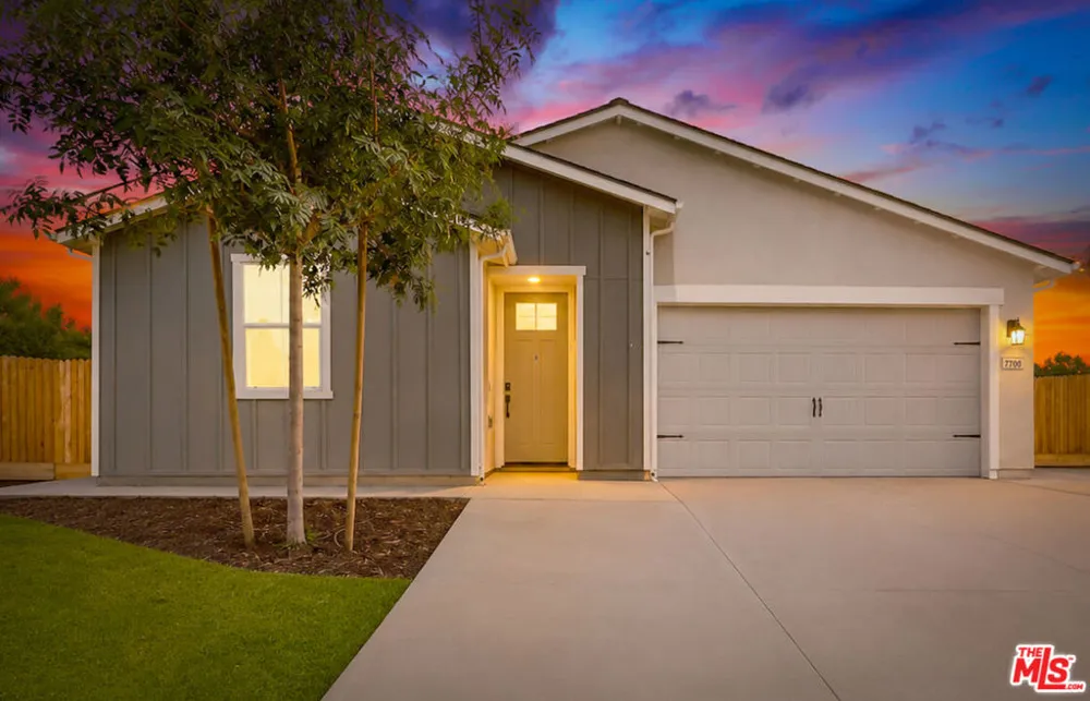 7700 Nigu River Street Bakersfield, CA 93311