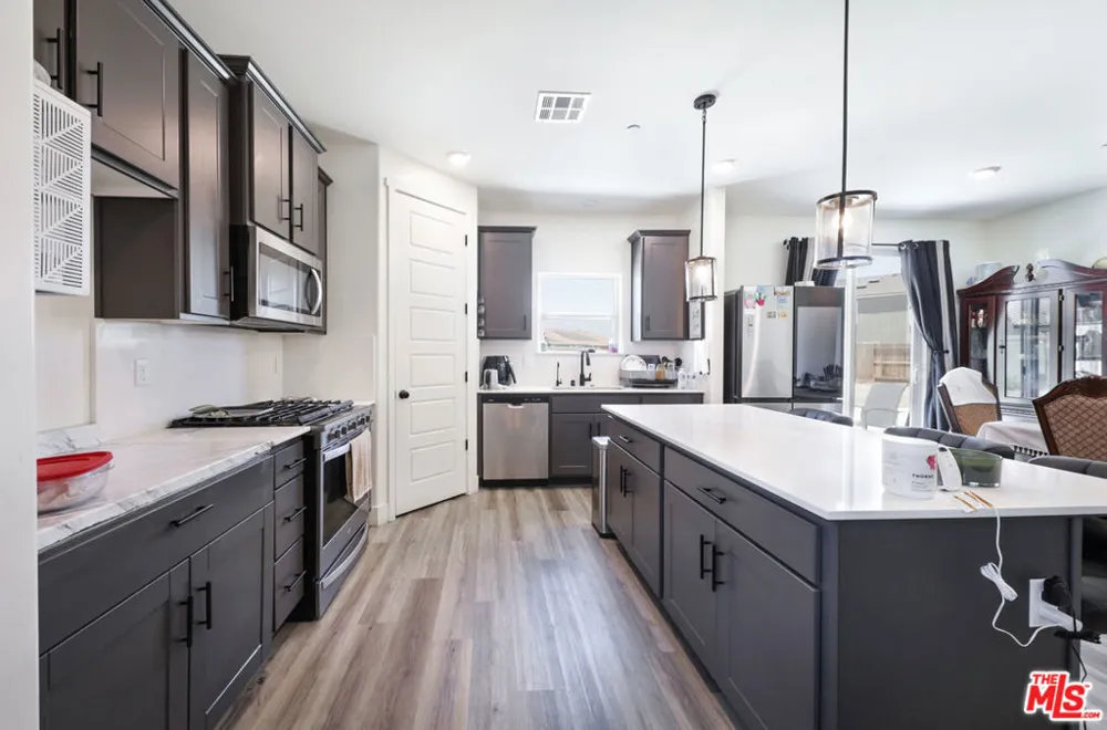 7700 Nigu River Street Bakersfield, CA 93311