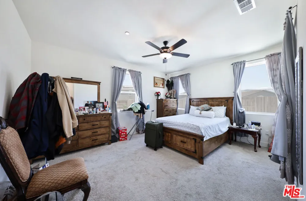 7700 Nigu River Street Bakersfield, CA 93311