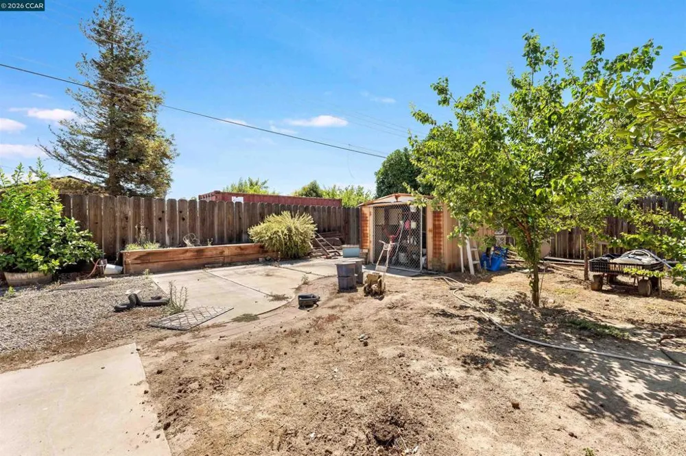 700 Real Ave Newman, CA 95360