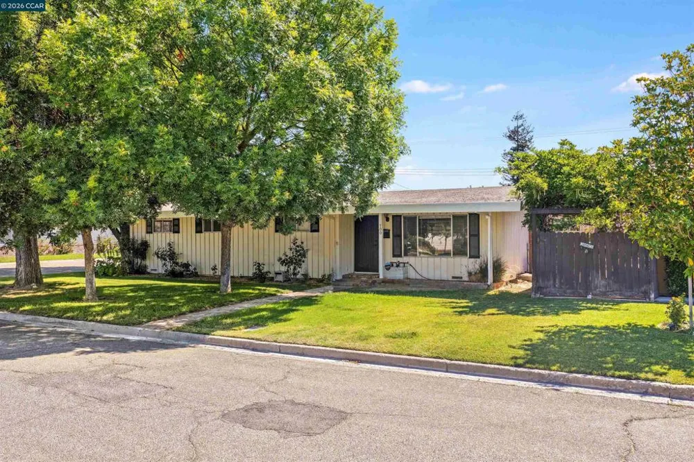 700 Real Ave Newman, CA 95360