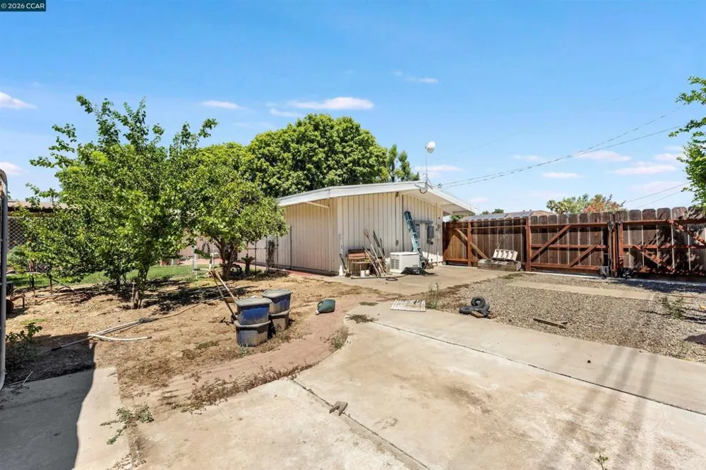 700 Real Ave Newman, CA 95360