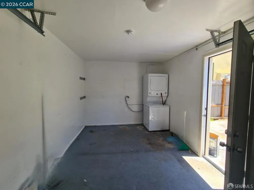 100 12th st Richmond, CA 94801
