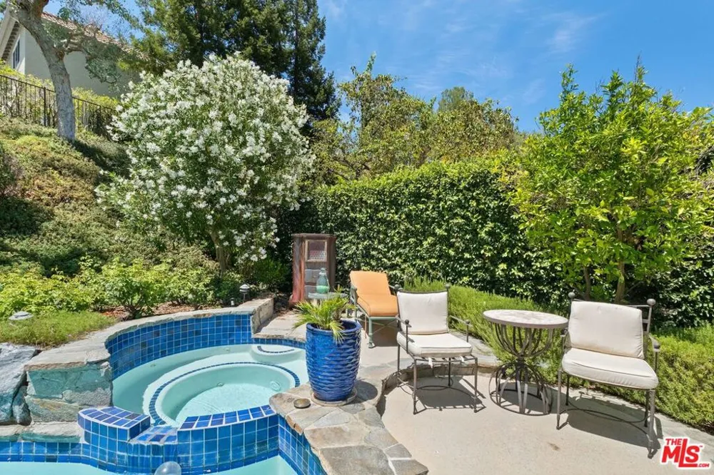 2663 Country Lane Westlake Village, CA 91361