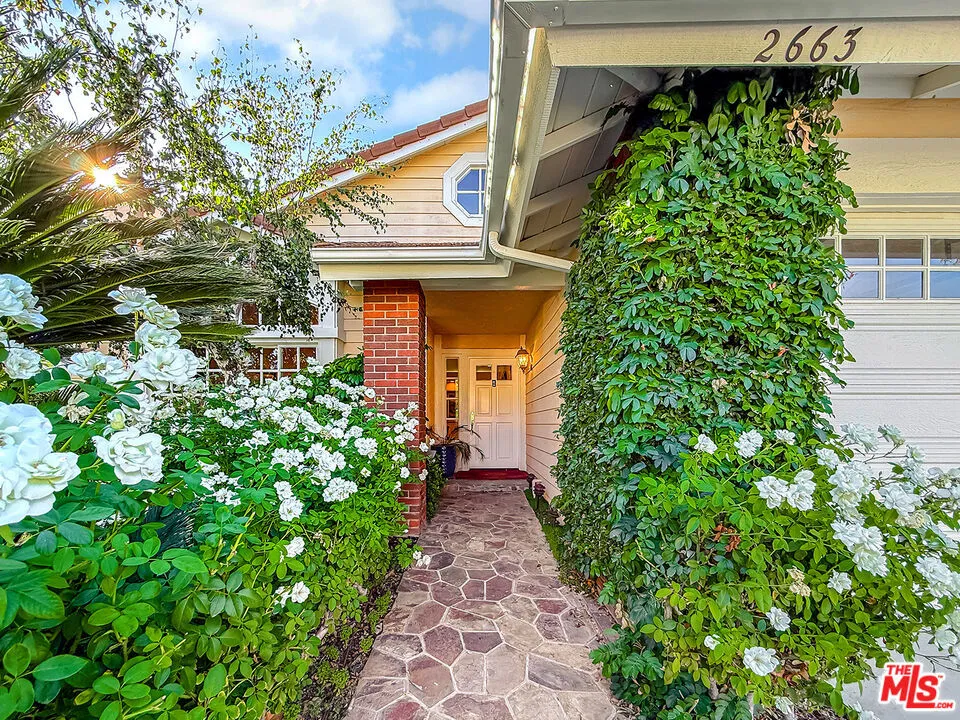 2663 Country Lane Westlake Village, CA 91361