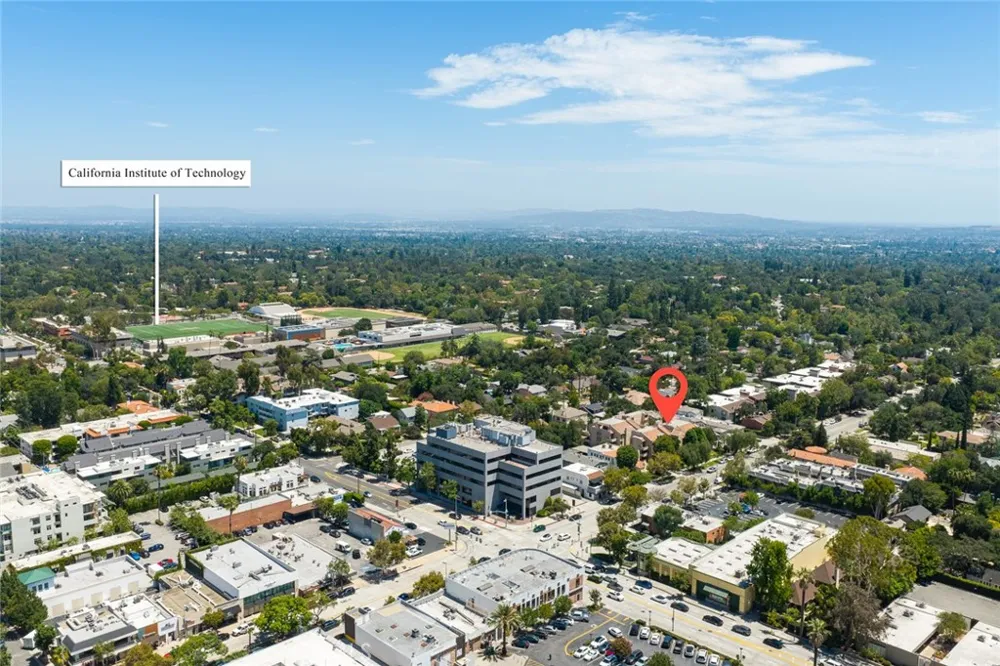 640 S Lake #203 Pasadena, CA 91106