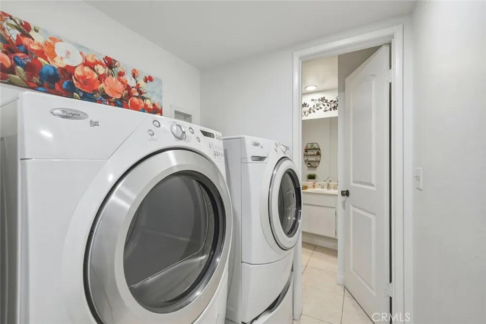 640 S Lake #203 Pasadena, CA 91106