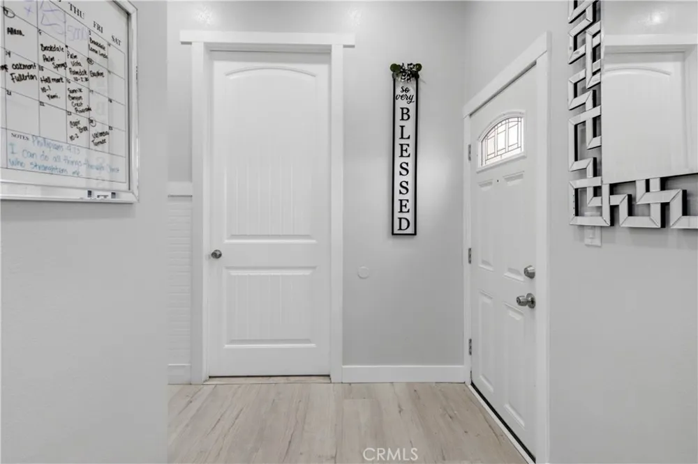 13225 Mountain Pinon Hills, CA 92372