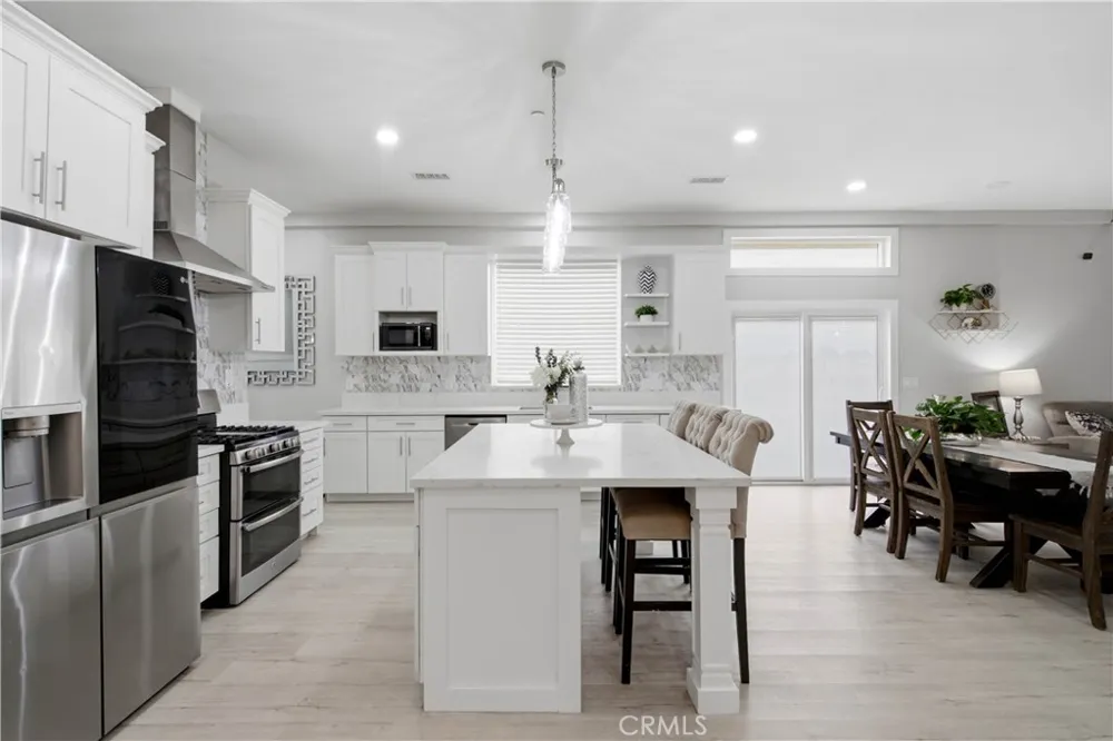 13225 Mountain Pinon Hills, CA 92372