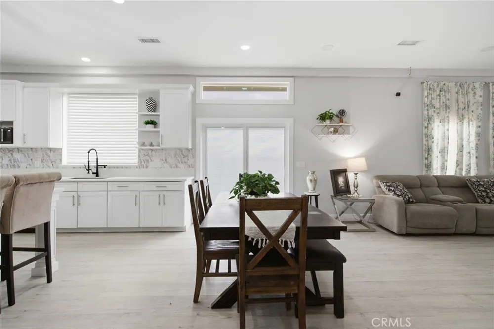 13225 Mountain Pinon Hills, CA 92372