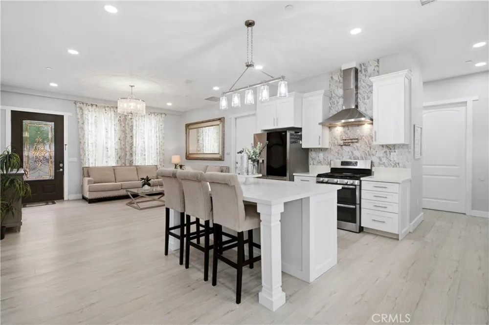 13225 Mountain Pinon Hills, CA 92372