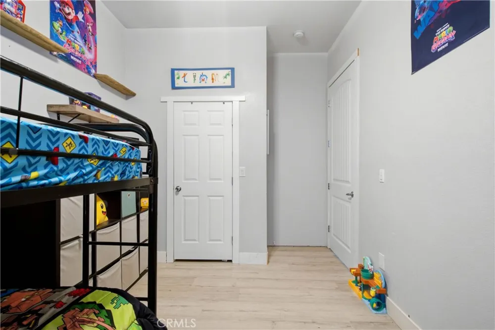 13225 Mountain Pinon Hills, CA 92372