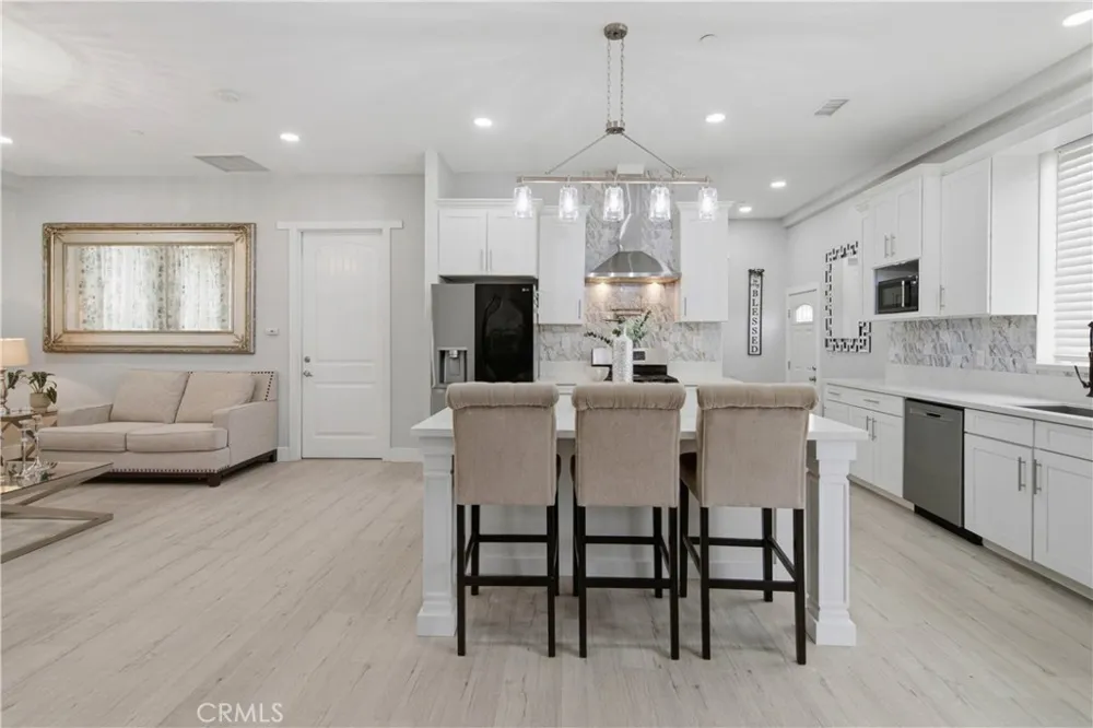 13225 Mountain Pinon Hills, CA 92372