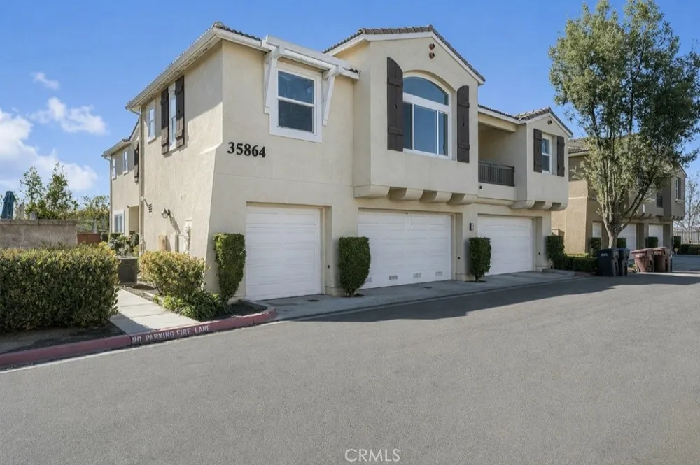 35864 Hazelhurst Murrieta, CA 92562