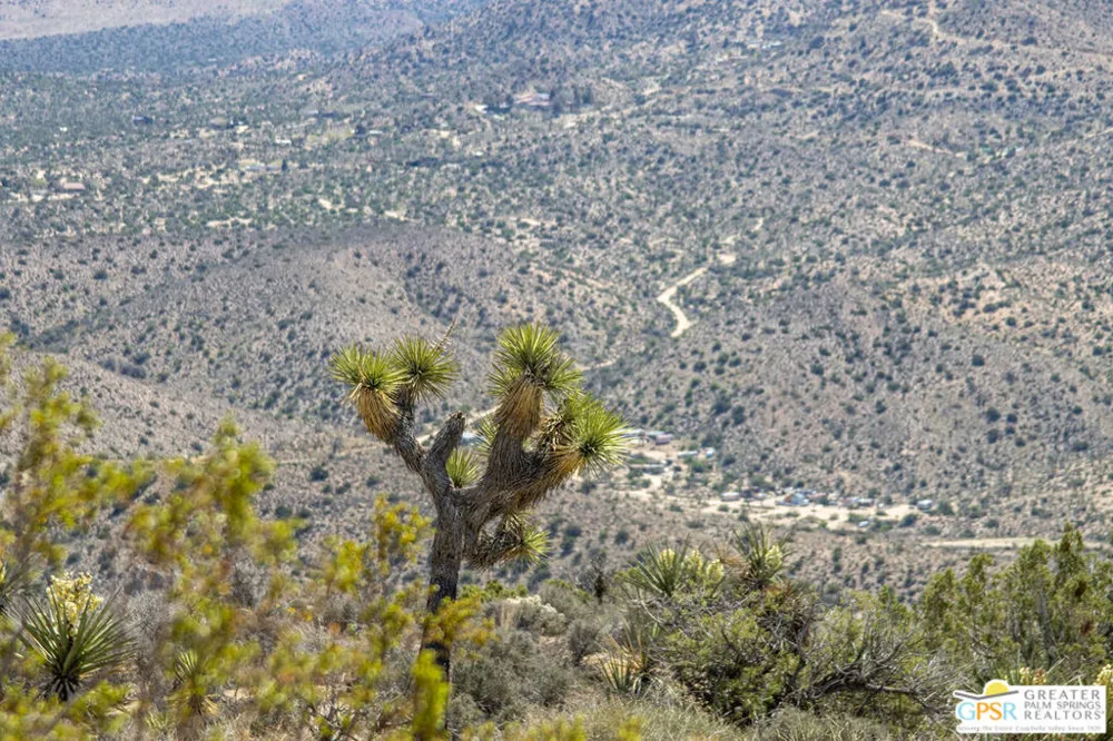 53765 RIDGE ROAD Yucca Valley, CA 92284