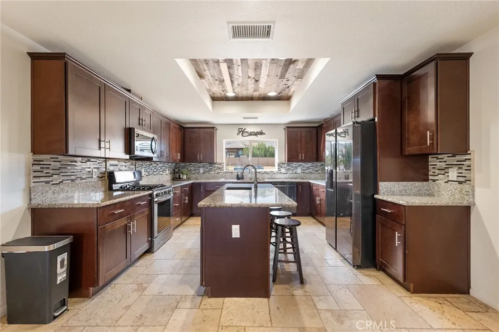 57731 San Tropeze Yucca Valley, CA 92284