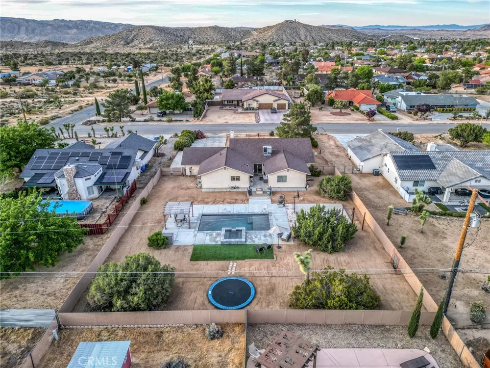 57731 San Tropeze Yucca Valley, CA 92284