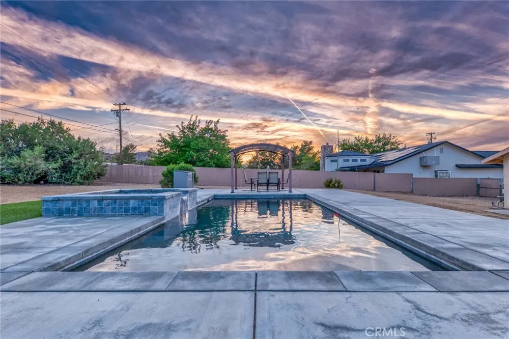 57731 San Tropeze Yucca Valley, CA 92284