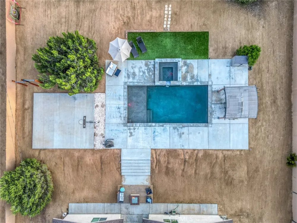 57731 San Tropeze Yucca Valley, CA 92284