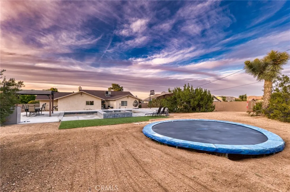 57731 San Tropeze Yucca Valley, CA 92284