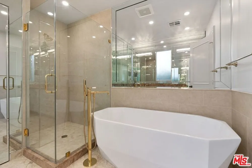 519 Rexford Drive Beverly Hills, CA 90210