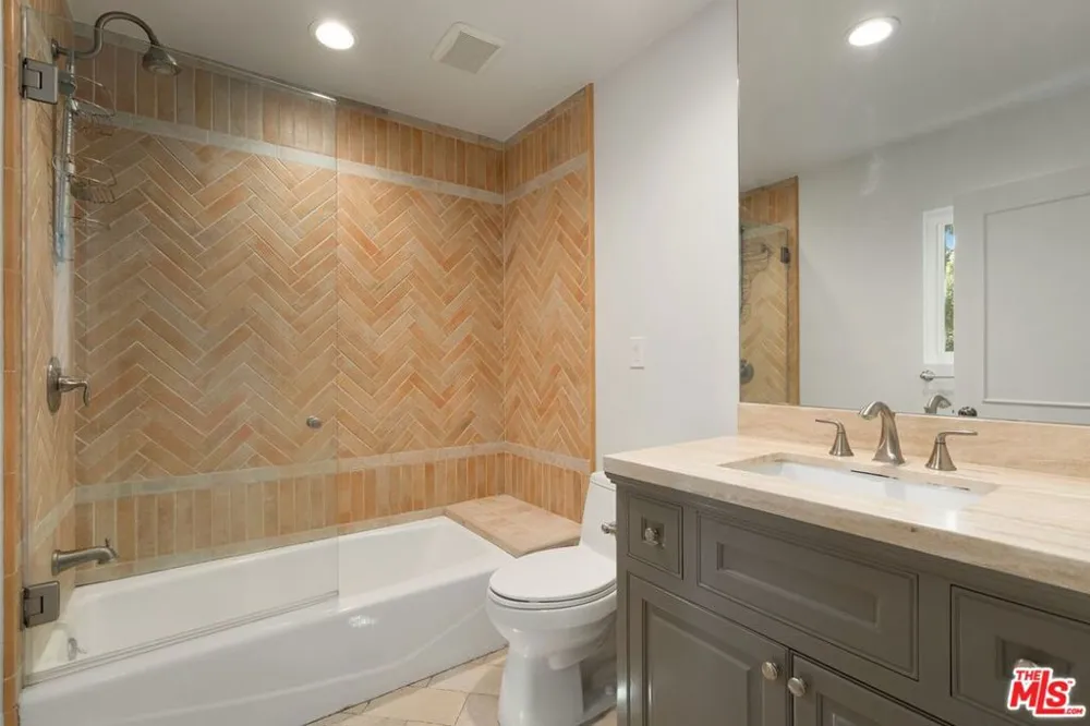 519 Rexford Drive Beverly Hills, CA 90210