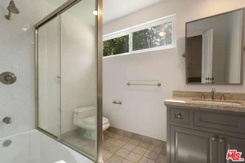 519 Rexford Drive Beverly Hills, CA 90210