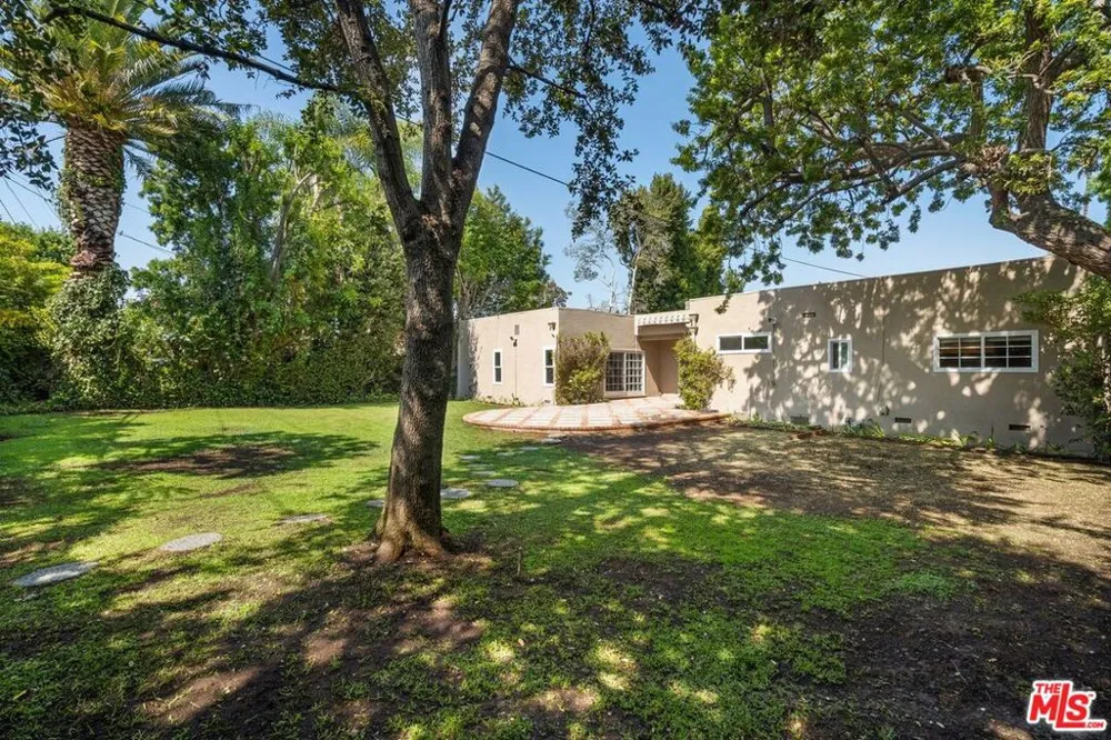 519 Rexford Drive Beverly Hills, CA 90210