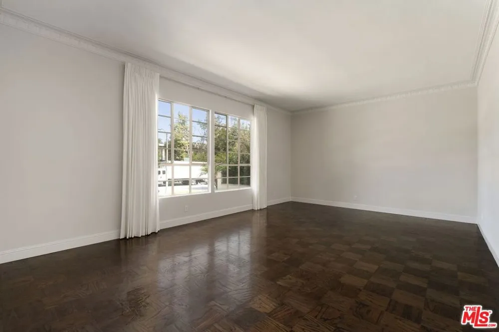 519 Rexford Drive Beverly Hills, CA 90210