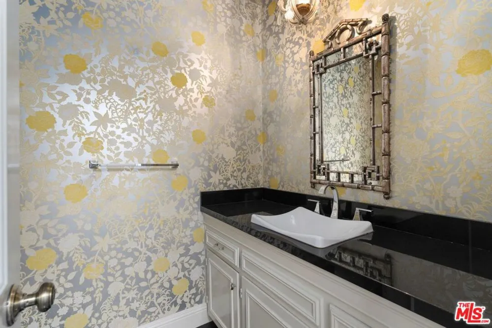 519 Rexford Drive Beverly Hills, CA 90210