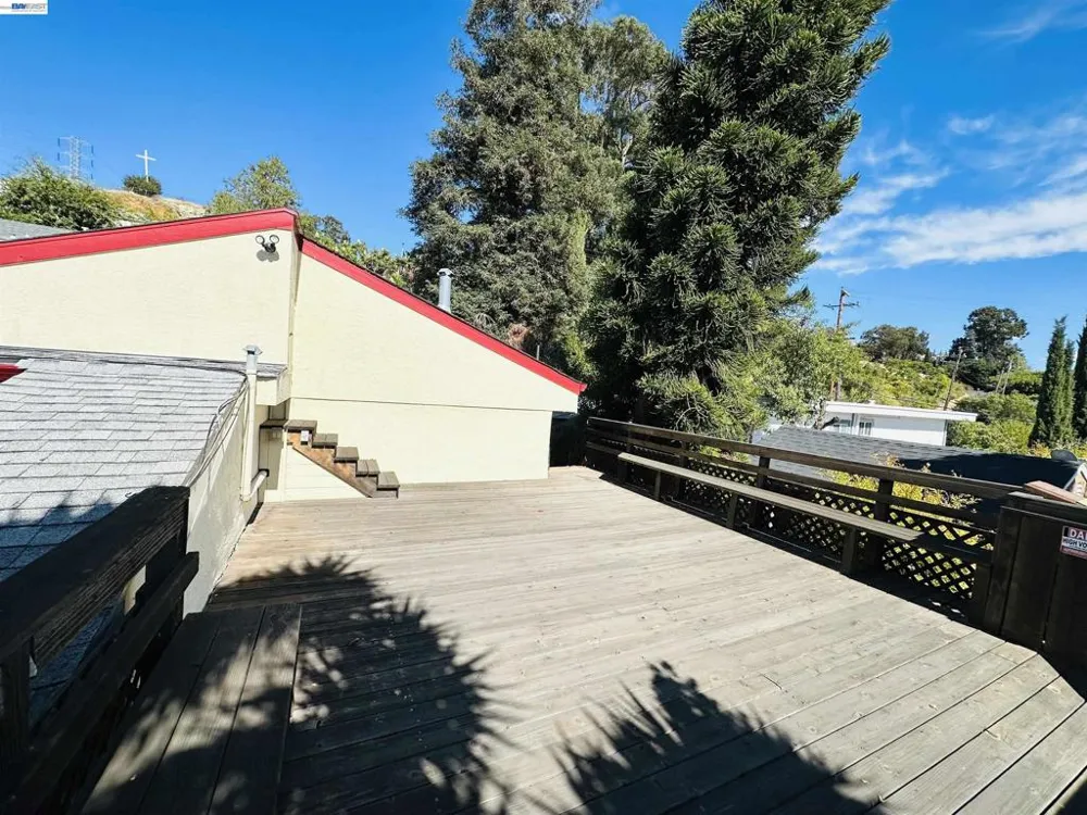25132 DEL MAR AVE Hayward, CA 94542