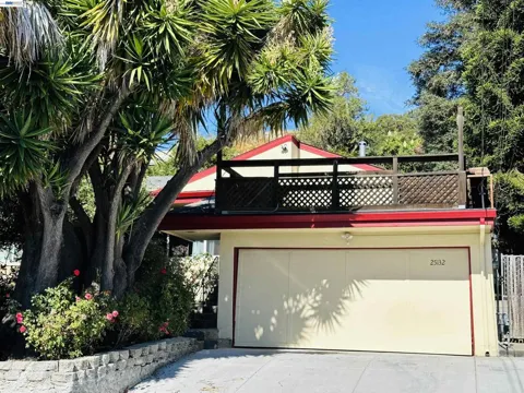 25132 DEL MAR AVE