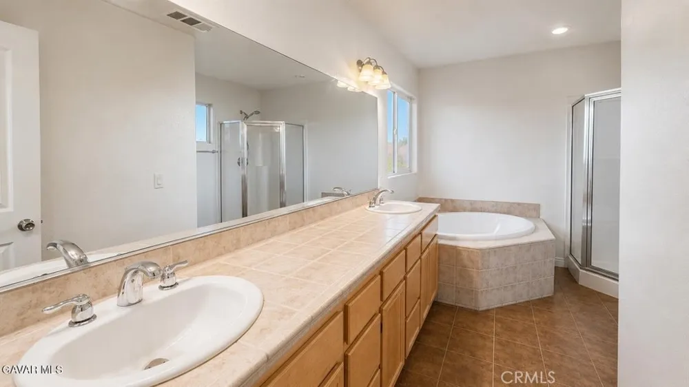 43737 Raysack Lancaster, CA 93535