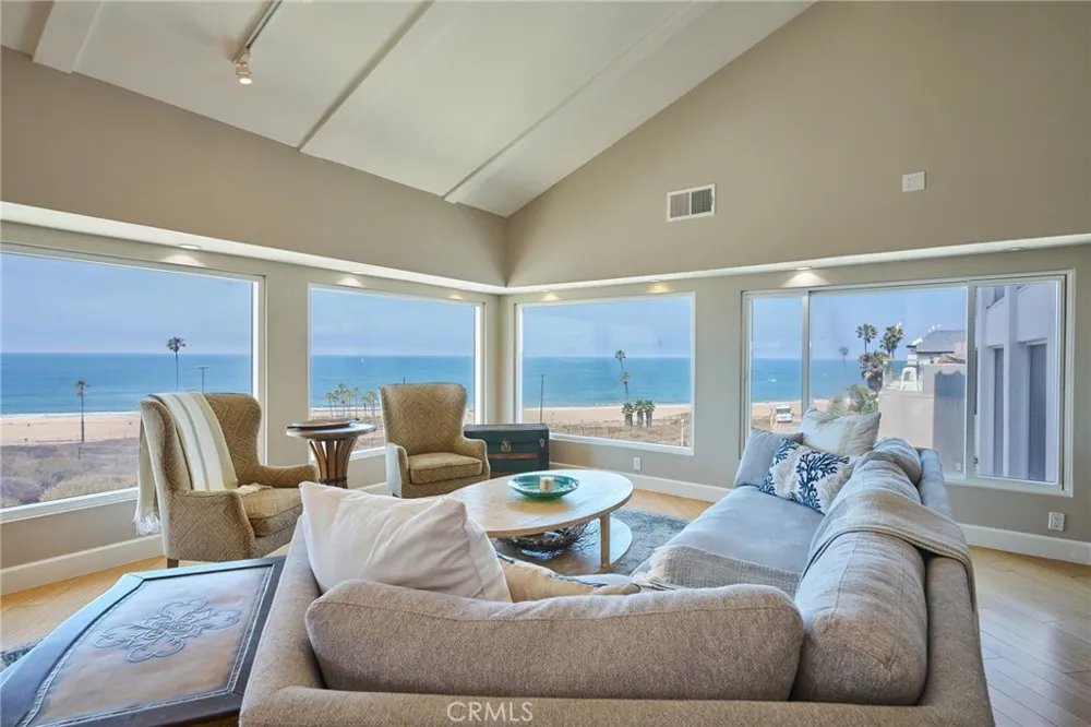 151 Napoleon Street Playa del Rey, CA 90293