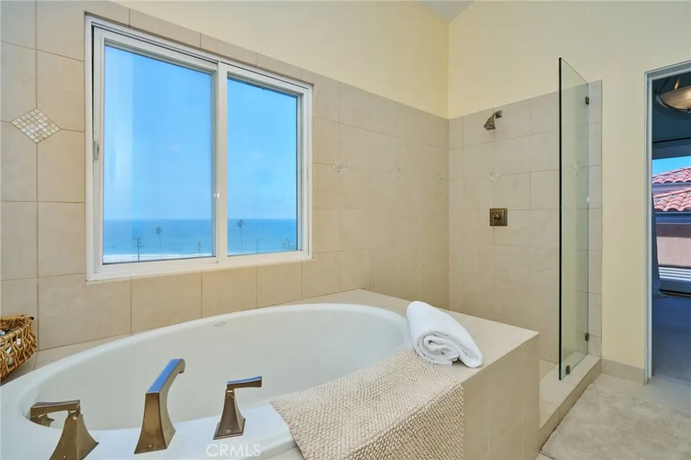 151 Napoleon Street Playa del Rey, CA 90293