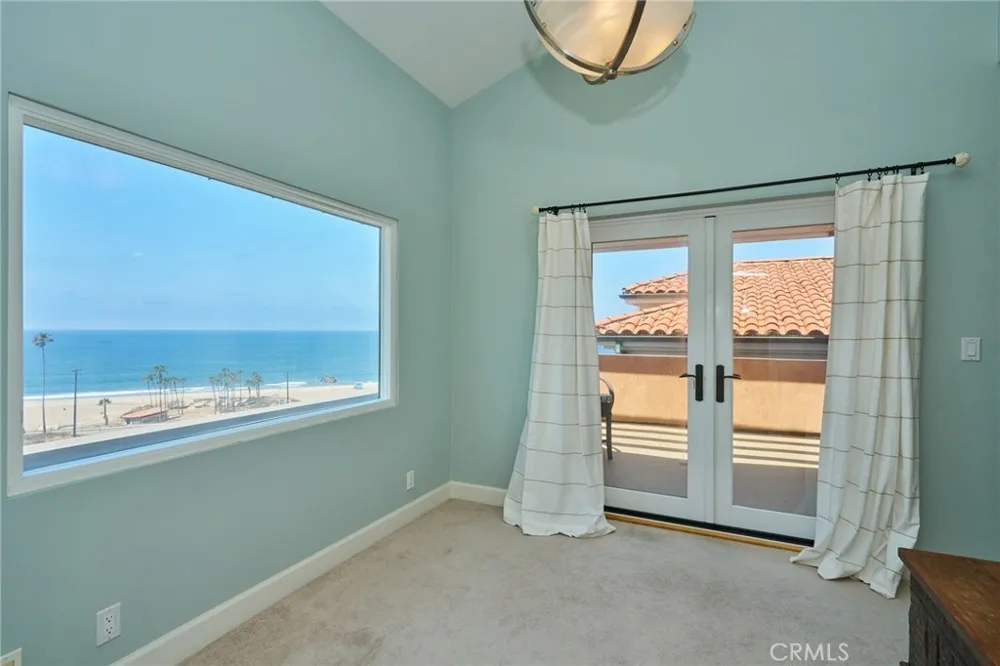 151 Napoleon Street Playa del Rey, CA 90293