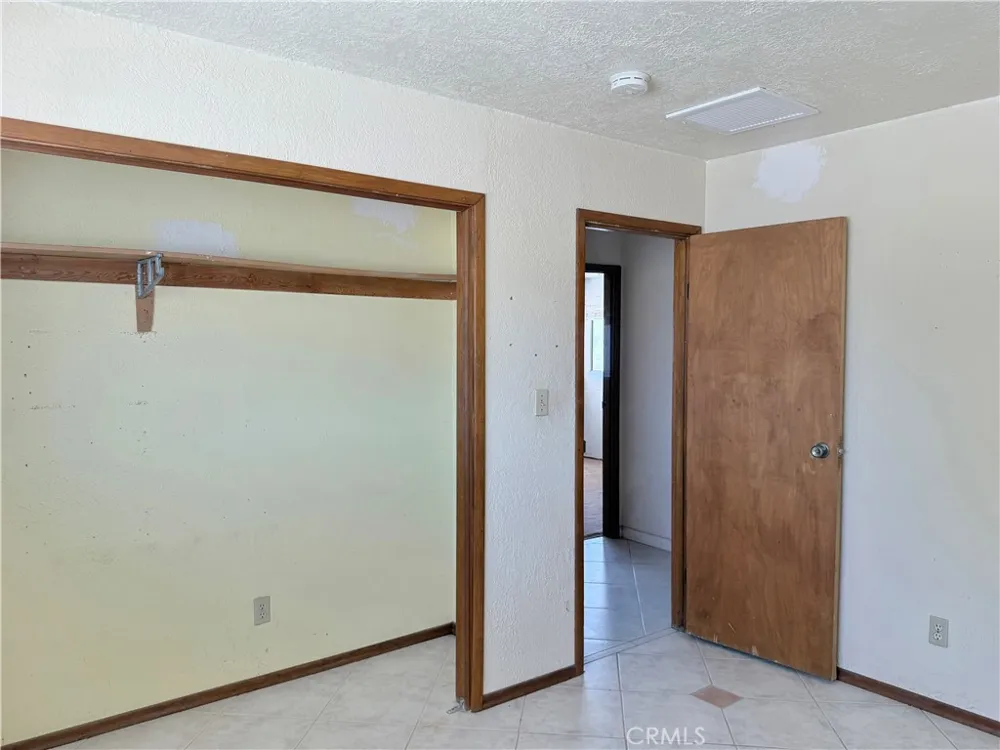 30819 Athol Newberry Springs, CA 92365
