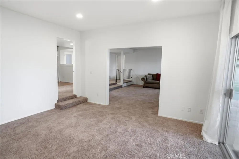 22220 Barbacoa Drive Saugus, CA 91350