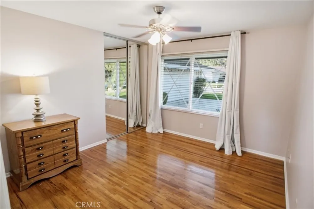 22220 Barbacoa Drive Saugus, CA 91350