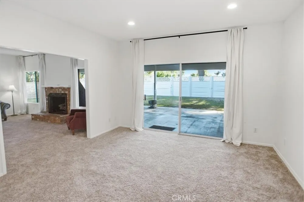 22220 Barbacoa Drive Saugus, CA 91350
