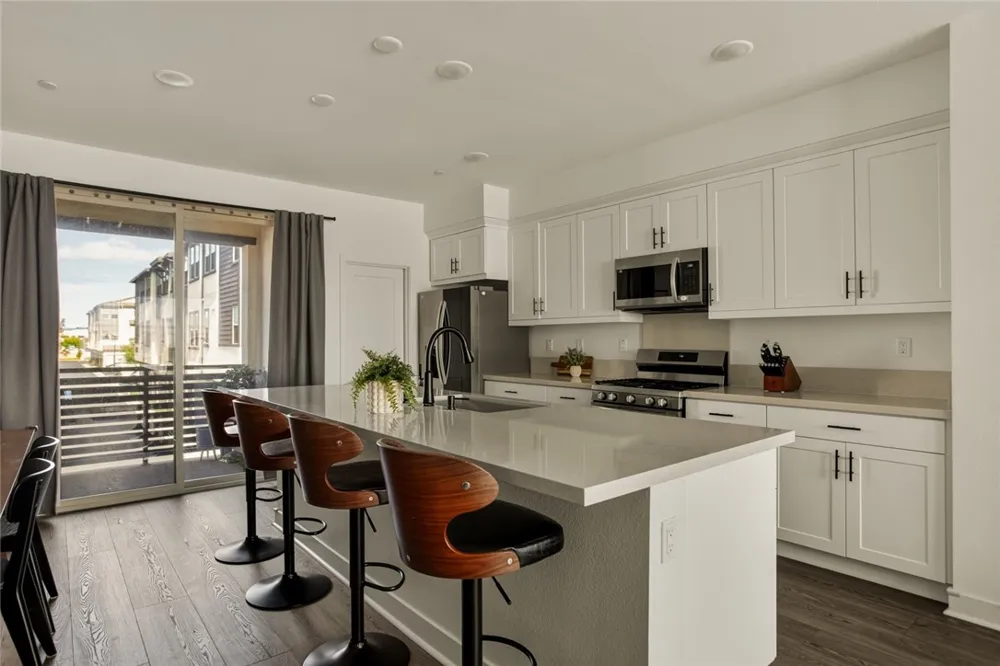 10305 Triple Crown Lane Cypress, CA 90720